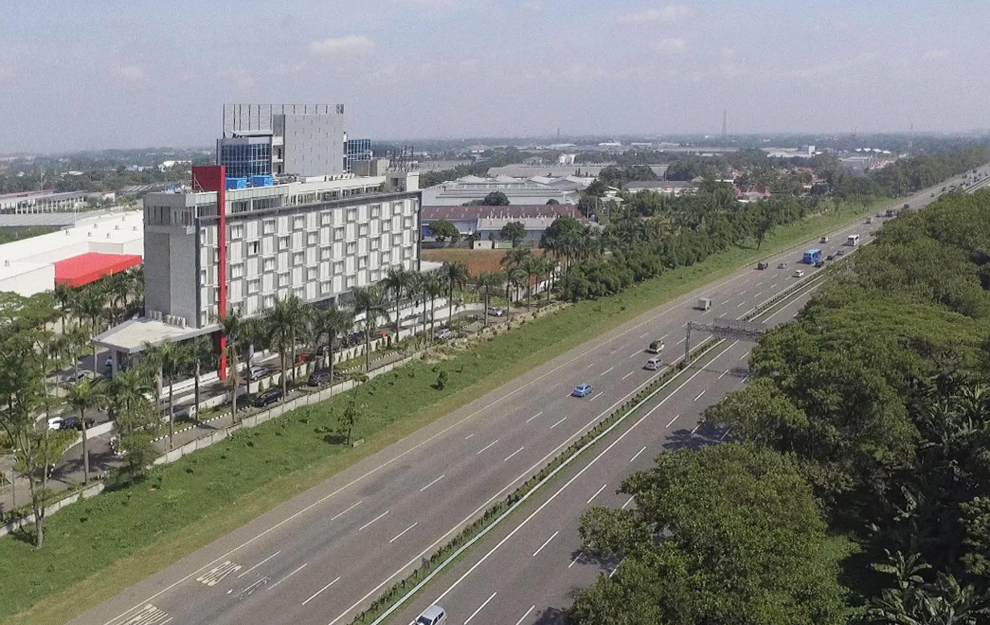 Bigland Hotel & Convention Sentul Μπογκόρ Εξωτερικό φωτογραφία